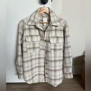 H&M Plaid Women's Shirt Jacket in Cream and Brown